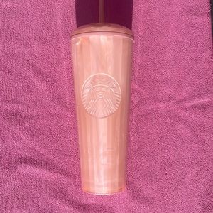 Rare Limited edition Starbucks Pearl Pink Dome Tumbler
